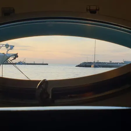 Ξενοδοχείο Houseboat Dolce Novigrad Istria